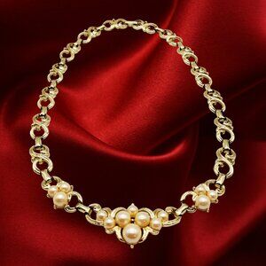 Vintage Trifari Style Gold-Tone Faux Pearl Choker Necklace Mid-Century Elegance